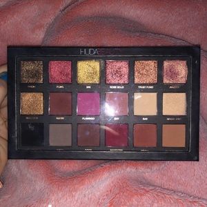Huda Beauty Palette